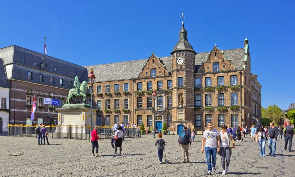 Luxuriöse unterkunfte in der Altstadt von Dusseldorf